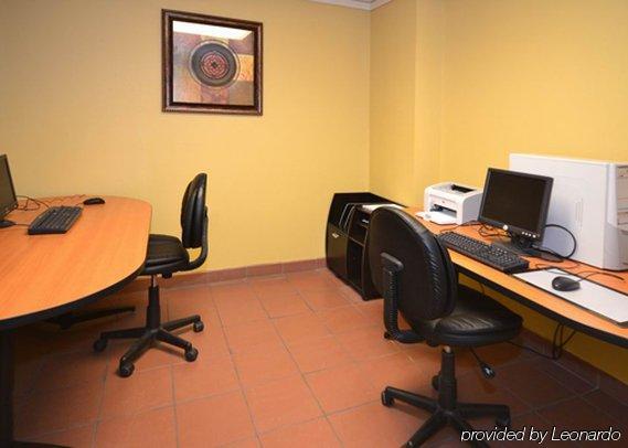 Clarion Suites Yuma Business bild